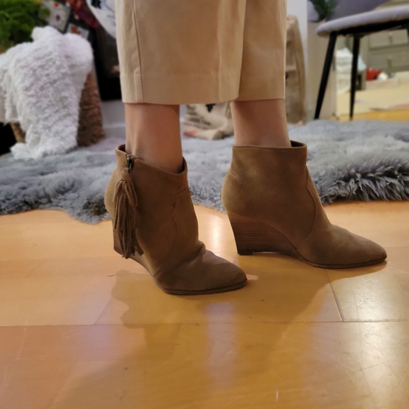 Suede booties - Picture 2 of 15